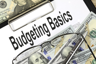Budgeting 101: A Beginner’s Guide to Managing Finances borítókép